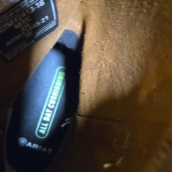 Ariat Men's Tan and Brown Western Boots - Picture 4 of 8